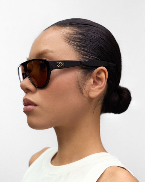 René Black/Red